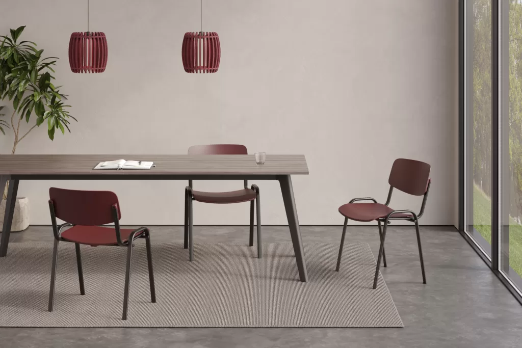 Cadeira DOT com linhas puras, design moderno e assento confortável.